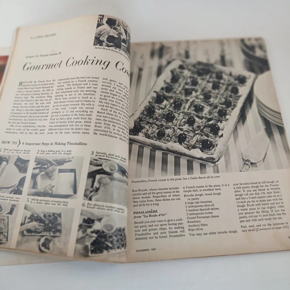 WOMAN'S DAY Vintage Magazine November 1957 Cheesecake Recipes Costume Dolls READ